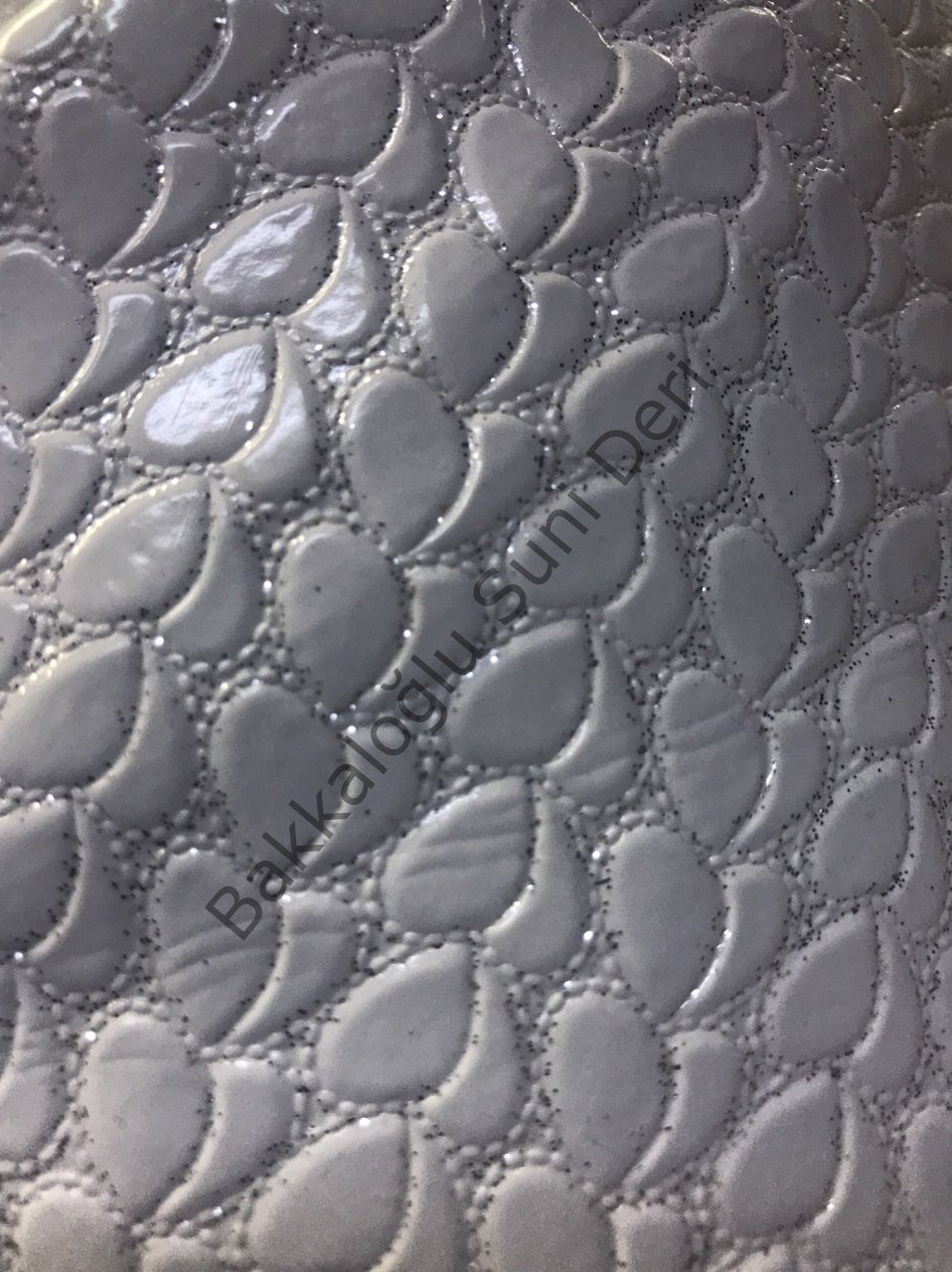 Sarmaşık Simli Beyaz